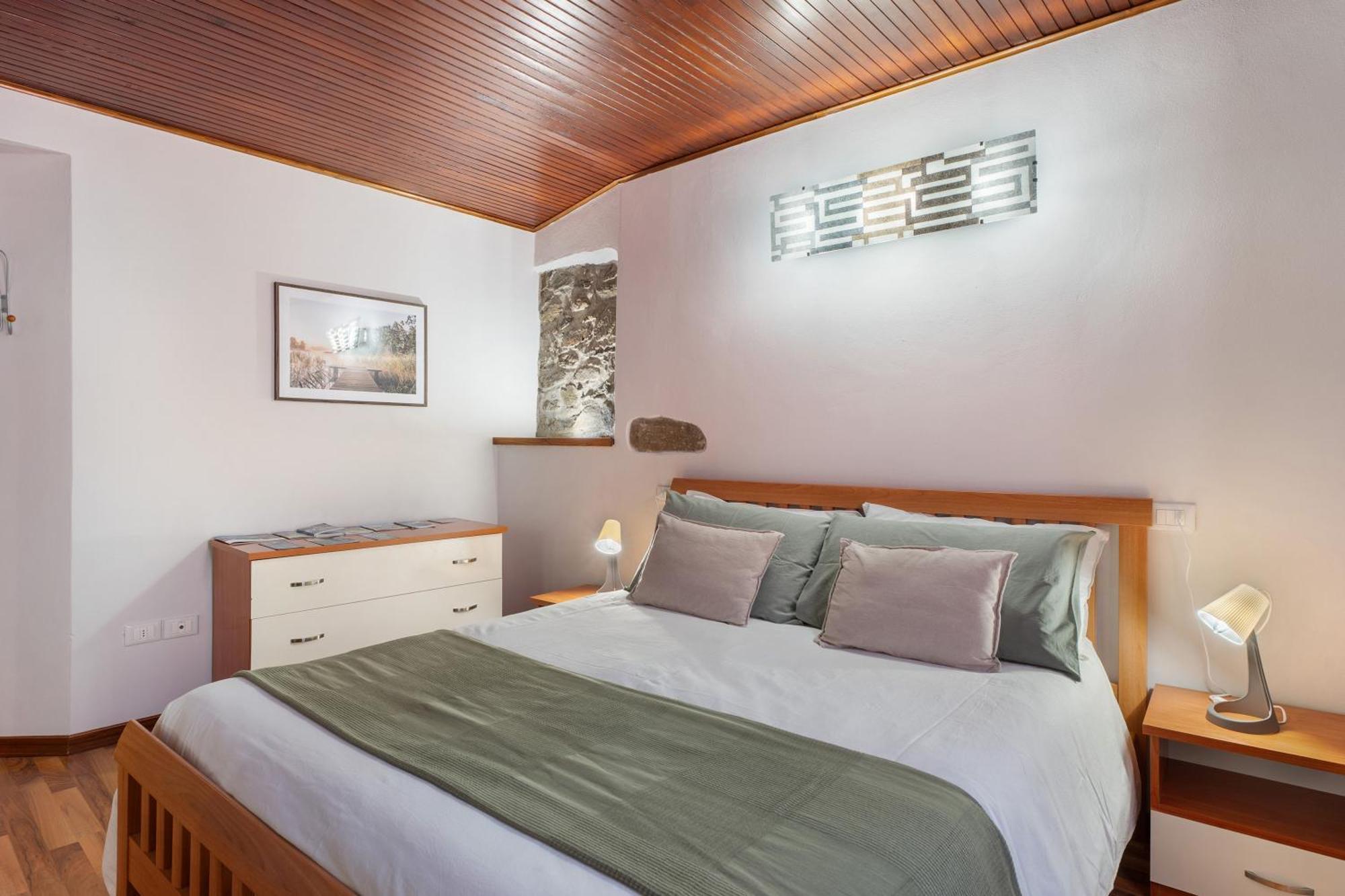 Il Vicolino Vakantiehuis Pettenasco